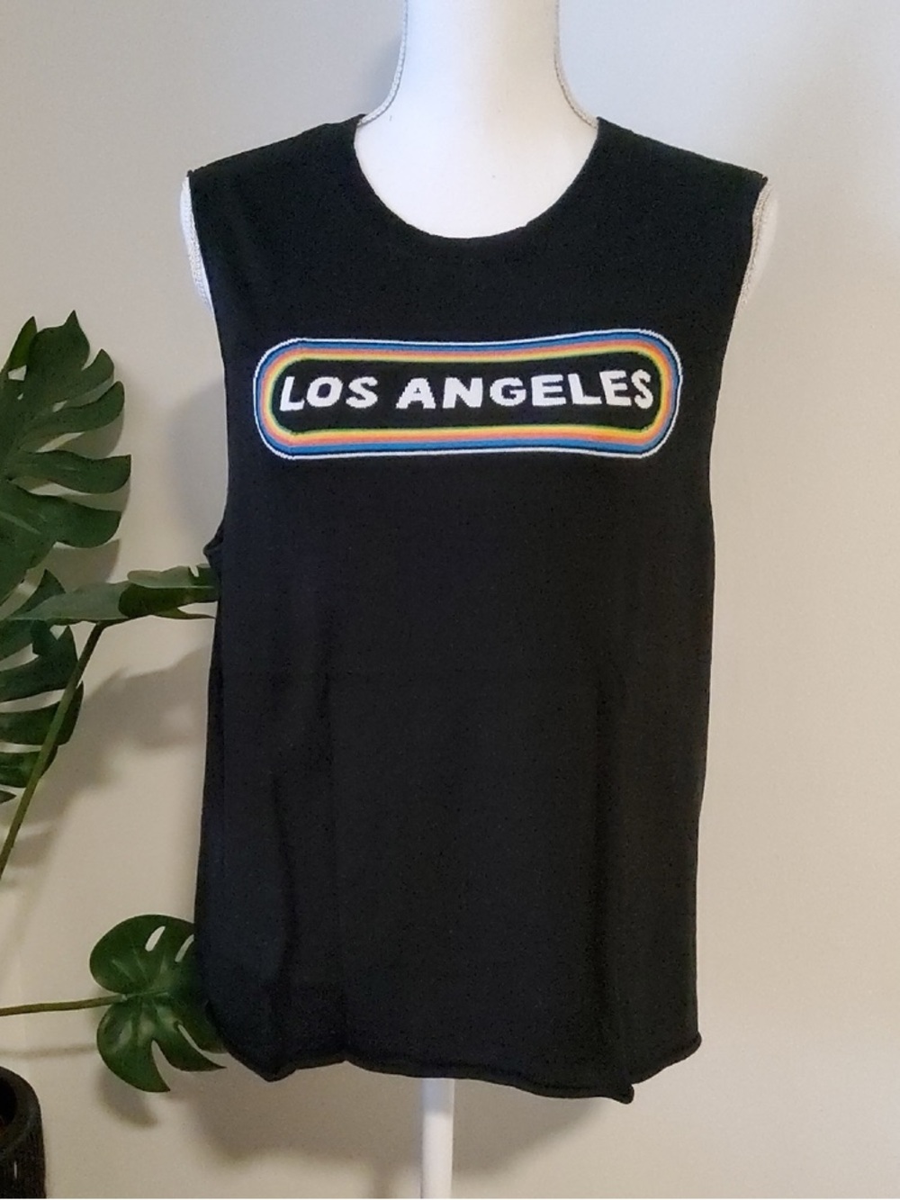 Black Sleeveless 'Los Angeles' Graphic Tank